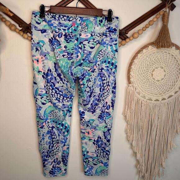 Lilly Pulitzer Luxletic Turquoise Oasis Weekender Midi Leggings - Picture 3 of 4